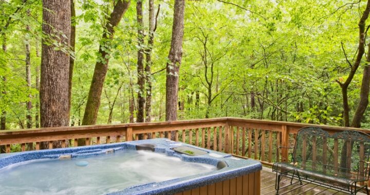 Simple Tips for Maintaining Your Saltwater Spa Pool